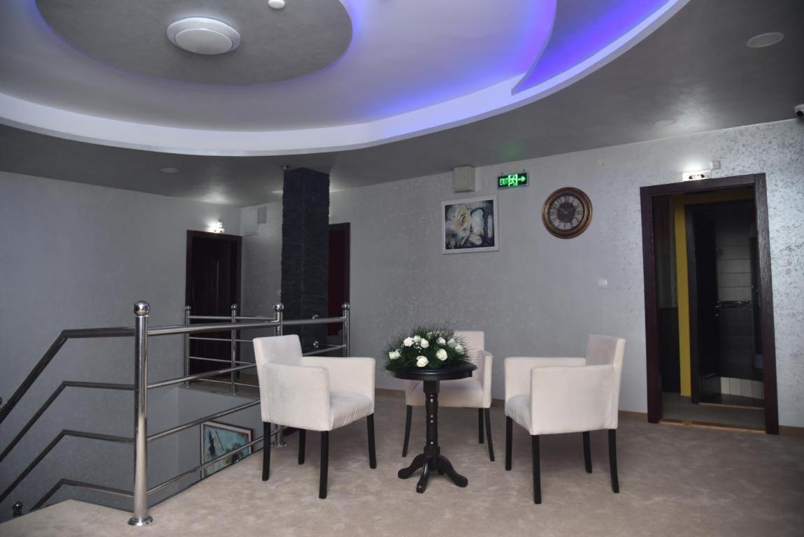 Villa Lunar Lux Крушевац Экстерьер фото